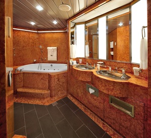 Pinnacle Suite